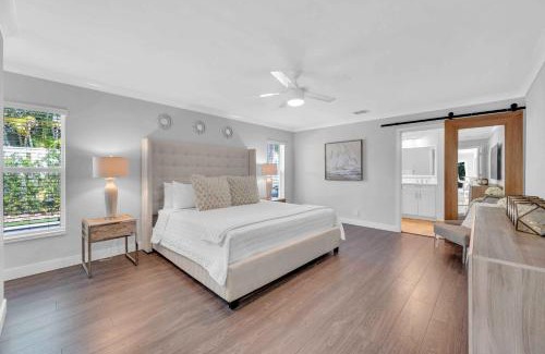 Bel Air House | Modern Coastal Style Beach Proximity Heated Pool Tranquility Ocean Mist Key RESlDENCES