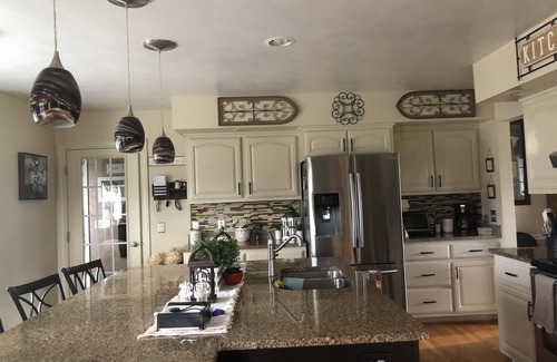 Town of Augusta House | Modern Colonial house on Golf Course with a hot tub