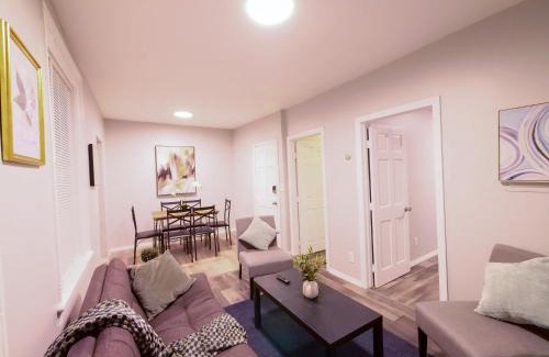 The Heights Apartment | Modern comfort-2BR haven mins to NYC