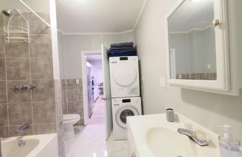 The Heights Apartment | Modern comfort-2BR haven mins to NYC