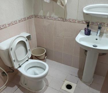 Al Qasimia House | Modern Comfort Stay