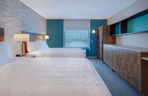 Garden Grove Hotel | Modern Comforts! Pool, Parking, Breakfast. Minutes to Discovery Science Center!
