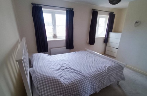 Wythenshawe House | Modern Comfy 3BD house with parking