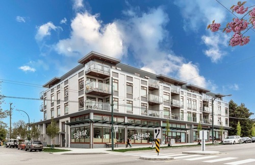 Hastings Condo | Modern Condo in East Vancouver with Sunset Views - Above a Bakery!