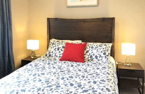 Calgary Condo | Modern Condo Suite with underground parking nearly Airport