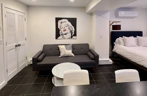 Dorchester Apartment | Modern cool, and spacious apartment. 5 minutes walk to the subway.