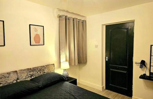 Bridgend Apartment | Modern & Cosy 1 bedroom flat in Bridgend town