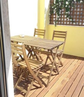 Santo Condestavel Apartment | Modern Cosy Flat with Terrace in Campo de Ourique.