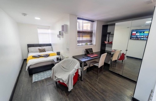 Selly Oak Apartment | Modern Cosy Studio Available