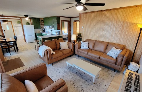 Brimson Cottage | Modern Cottage on Stone Lake near access to Endless trails!