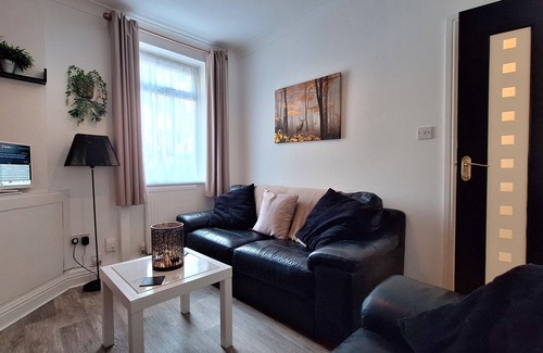 West Derby Cottage | Modern cottage set in a pretty village. Close to all amenities.