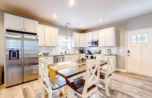 Johns Island House | Modern cottage with all-new interior, patio, AC, & W/D - near beaches & golf
