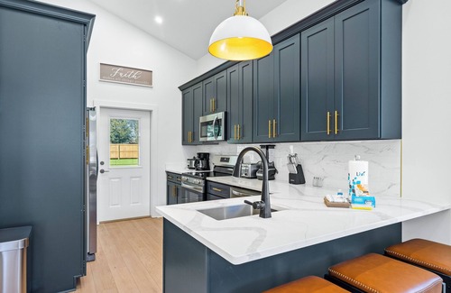 Foley House | Modern, Cozy and Spacious Home in Foley Alabama.