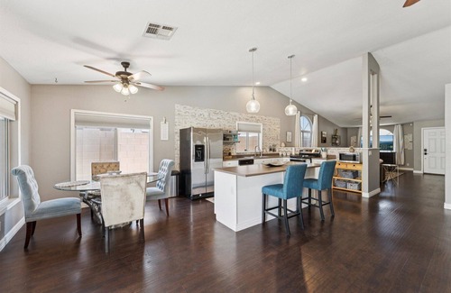 Castlegate House | Modern & Cozy House With Salt Pool & Baja Deck In San Tan Valley