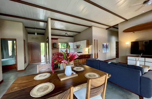 Quebrada La Gamba Villa | Modern villa with stunning jungle views