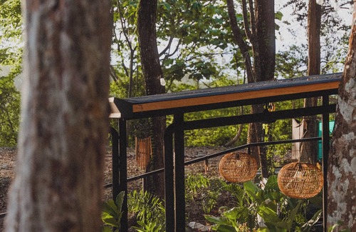 Santiago Villa | Modern Luxury Jungle Suite + Soak Tub, Near Beach