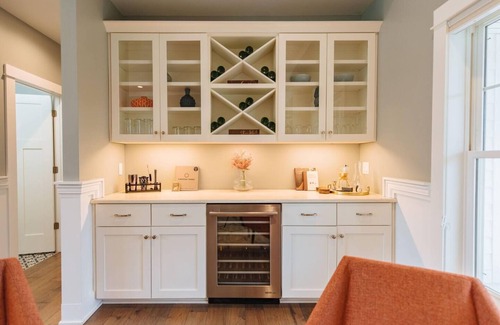 Egg Harbor House | Modern Craftsman Home and Guest Suite - Walk to Egg Harbor