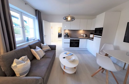 Gross Zicker Apartment | Modern vacation apartment with private terrace - Haus Inselwind FeWo MEERferien