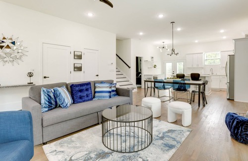 Belvedere Park House | Modern Decatur Home ~ 7 Mi to Atlanta!