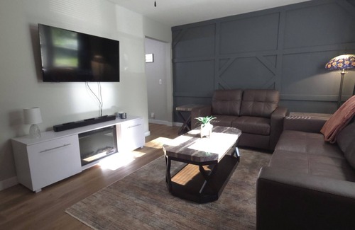 Clarksville House | Modern design and cozy charm 2-bedroom, 1 bath, in Downtown Clarksville.