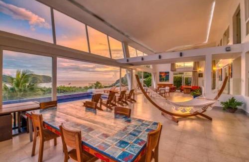 San Juan del Sur Villa | Modern Design Beach House - 5 lg Bed, Gated w Pool