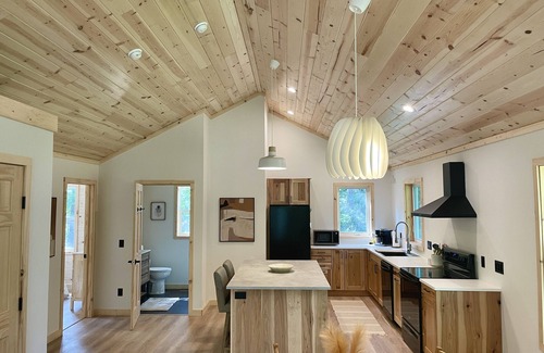 Montello Cabin | Modern Design - Fire Pit - Lake Access