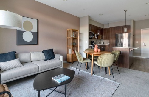 Dublin Apartment | Modern Dublin 1BR w/Parking, Gym & A/C, nr Shopping, by Blueground