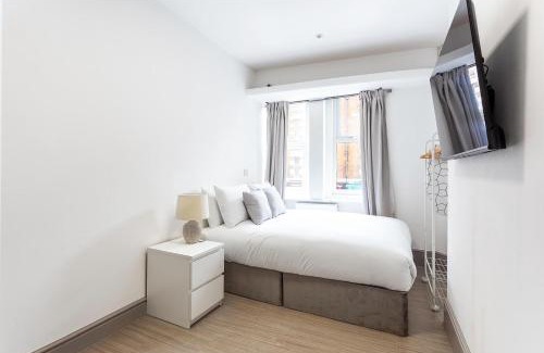 Ealing Apartment | Modern Ealing Studio Apartments, London