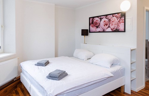 Steintor-Vorstadt Apartment | Modern Eingerichtetes Apartment für 2 Personen Direkt am Rostocker Hauptbahnhof