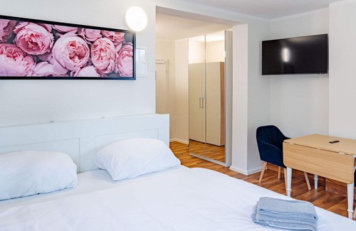 Steintor-Vorstadt Apartment | Modern Eingerichtetes Apartment für 2 Personen Direkt am Rostocker Hauptbahnhof