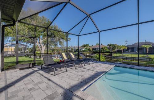 Cape Coral House | Modern Escape