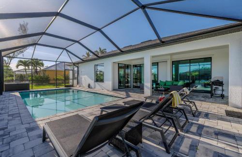 Cape Coral House | Modern Escape
