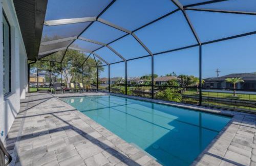 Cape Coral House | Modern Escape