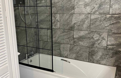 Exeter Apartment | Modern Exeter City Cottage Howell Road
