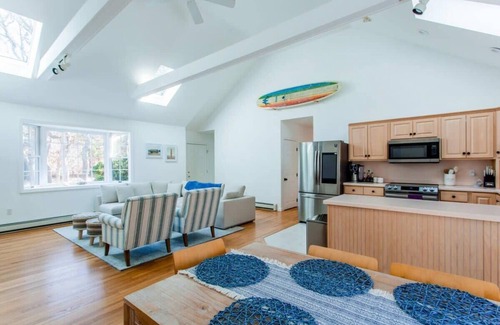 Harwich House | Modern Family Getaway In Harwich