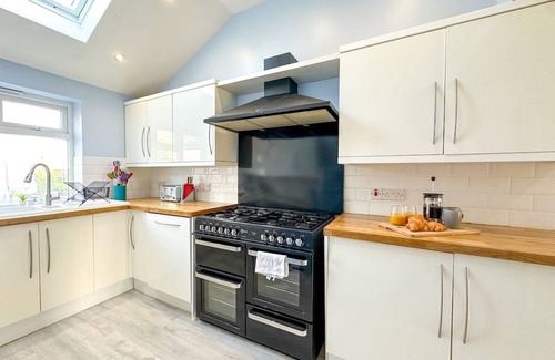 Herne Bay House | Modern Family Home near Reculver | Pets Welcome!