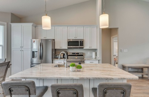 Florida Panhandle House | Modern Family Home w/Spacious Yard in Milton