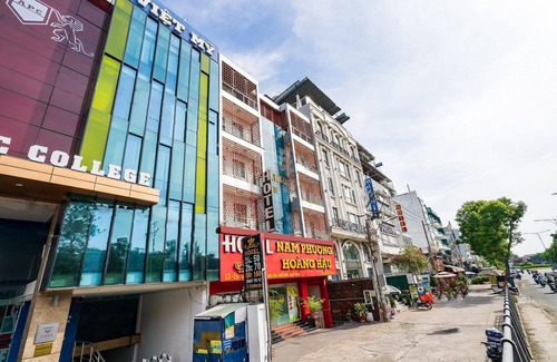 Binh Chanh House | Modern Family Stay at Hoang Hau Hotel, Vietnam