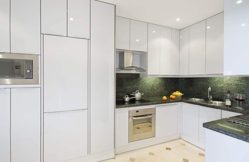 Urbanizacion Marbessa Villa | Modern Family Villa close to the beach & private pool possible to heat.