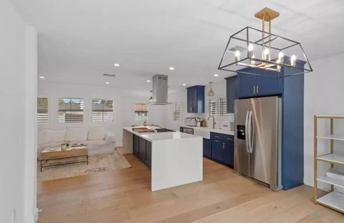 North Hills West House | Modern Farm House 3 bedrooms 2 bathrooms with Backyard and Front Yard