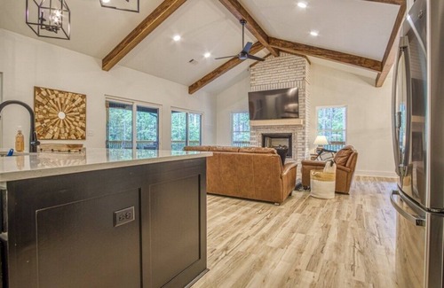 Hot Springs Village House | Modern Farmhouse Nestled in the Woods