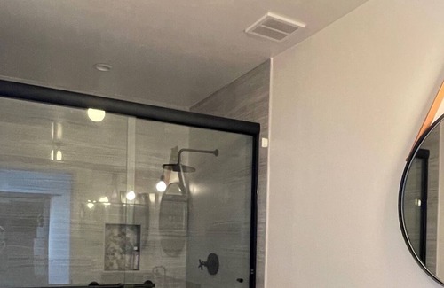 Leucadia Cottage | Modern Farmhouse Cottage 5 minutes from the beach!