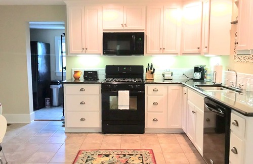 Lexington House | Modern Farmhouse near VMI, W&L, SVU & VA Horse Ctr
