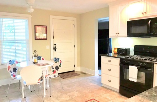 Lexington House | Modern Farmhouse near VMI, W&L, SVU & VA Horse Ctr