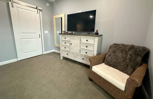 Waresboro Other | Modern Farmhouse w Pickleball