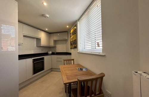 Radstock Apartment | Modern first floor apartment