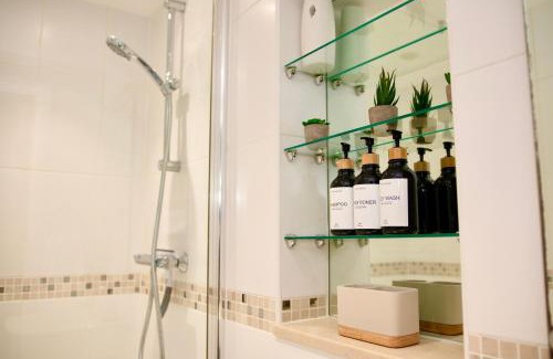 Sheffield Apartment | Modern Flat in Sheffield, South Yorkshire