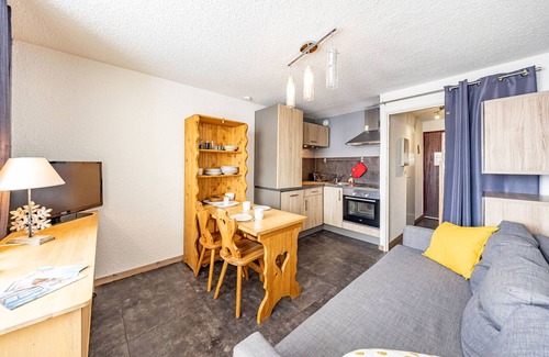 Montgellafrey Apartment | Modern studio 4 pers, near slopes, south balcony