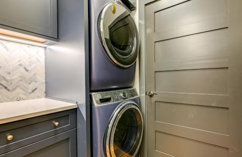 Franklin Apartment | Modern Franklin Studio Prime Downtown Location!