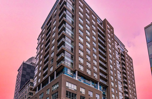 Ville-Marie Apartment | Modern Furnished Loft Apartment- Old Port Montreal